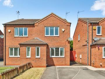 2 bedroom semi detached house for sale