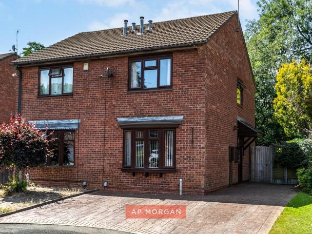 2 bedroom semi detached house for sale