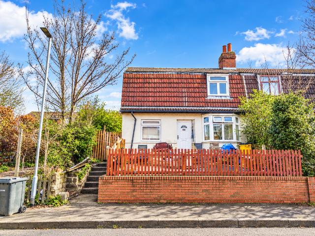 2 bedroom semi detached house for sale