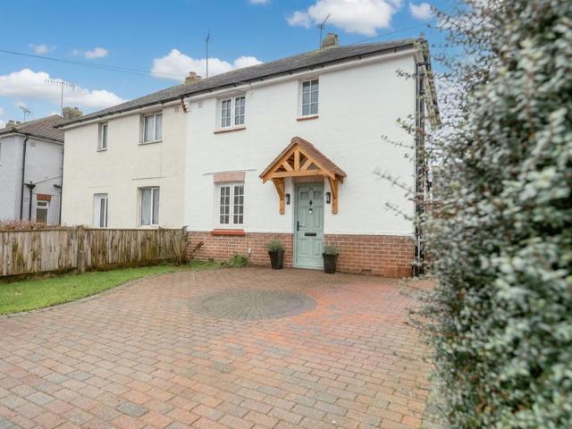 2 bedroom semi detached house for sale