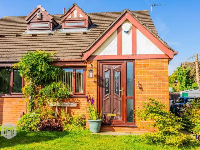 2 bedroom semi detached house for sale