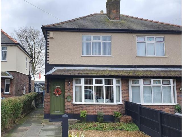 2 bedroom semi detached house for sale