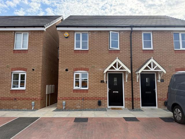 2 bedroom semi detached house for sale