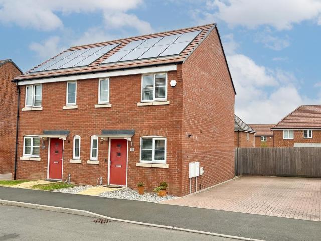 2 bedroom semi detached house for sale