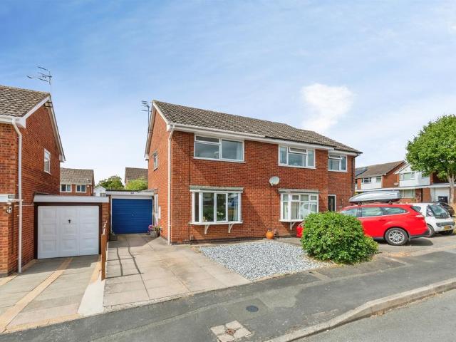 2 bedroom semi detached house for sale