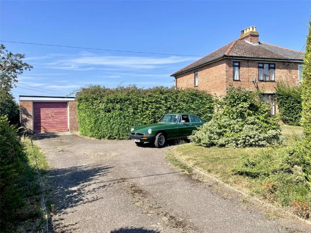 2 bedroom semi detached house for sale
