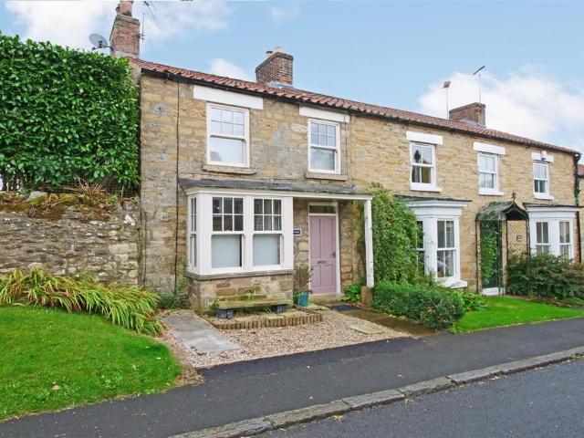 2 bedroom semi detached house for sale