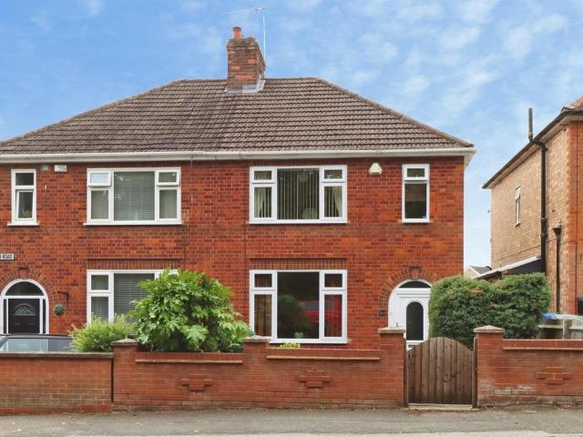 2 bedroom semi detached house for sale
