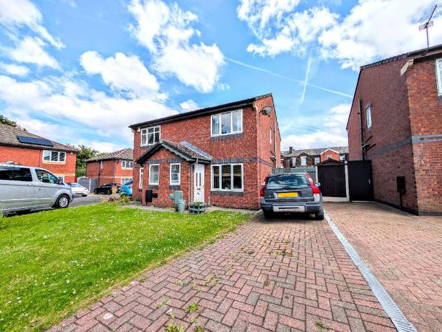 2 bedroom semi detached house for sale