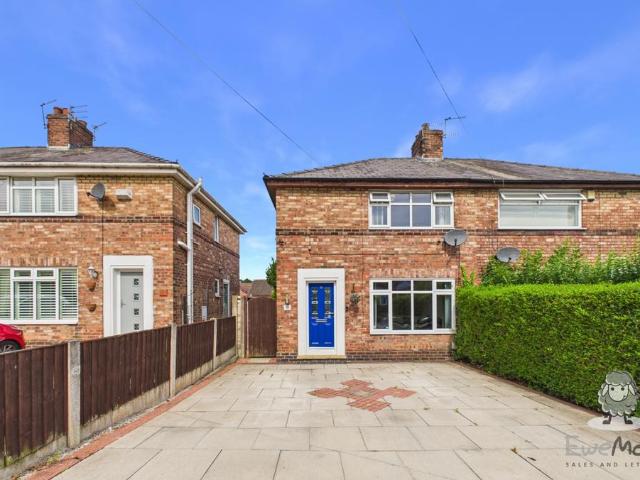 2 bedroom semi detached house for sale