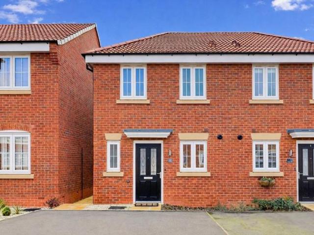 2 bedroom semi detached house for sale