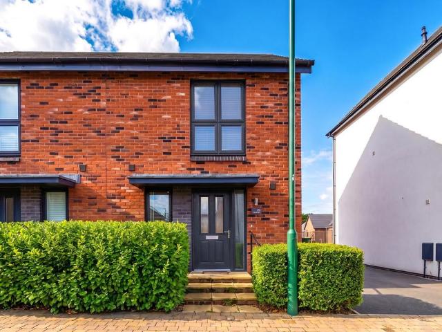 2 bedroom semi detached house for sale