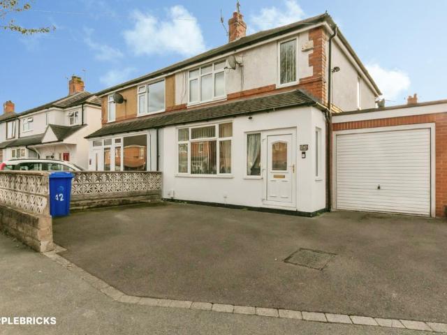 2 bedroom semi detached house for sale