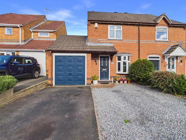 2 bedroom semi detached house for sale