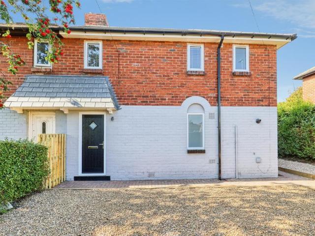 2 bedroom semi detached house for sale