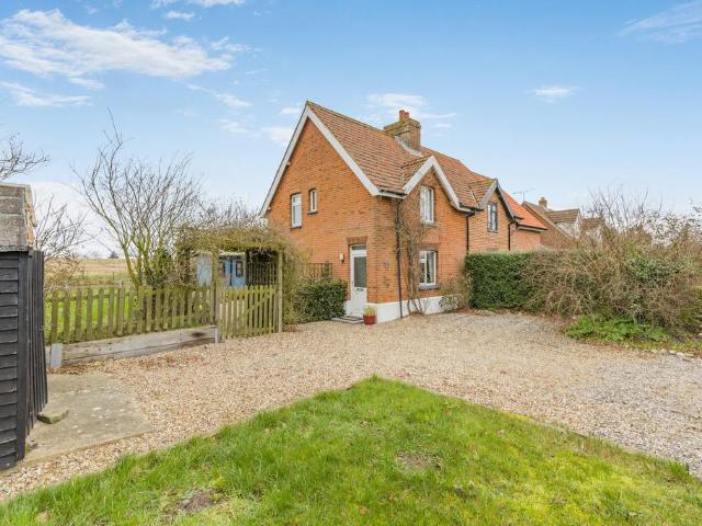 2 bedroom semi detached house for sale