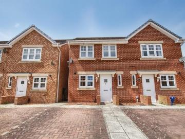 2 bedroom semi detached house for sale