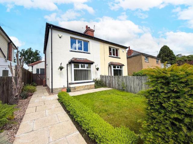 2 bedroom semi detached house for sale