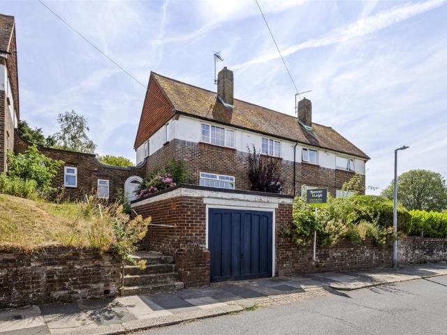 2 bedroom semi detached house for sale