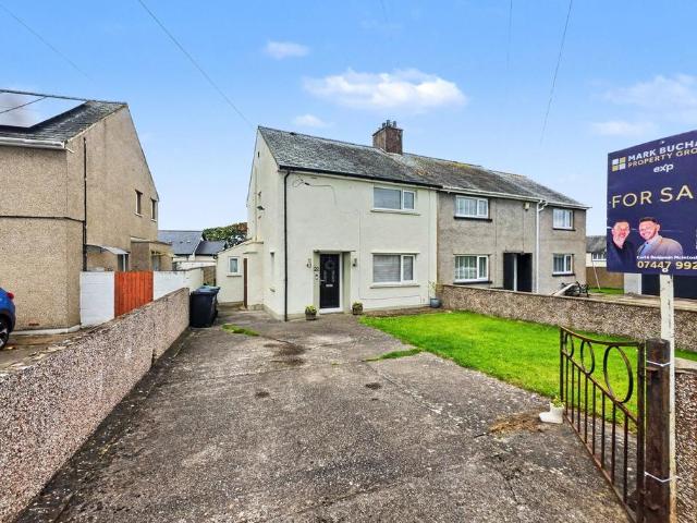 2 bedroom semi detached house for sale