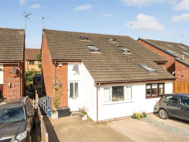 2 bedroom semi detached house for sale