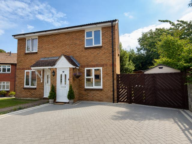 2 bedroom semi detached house for sale