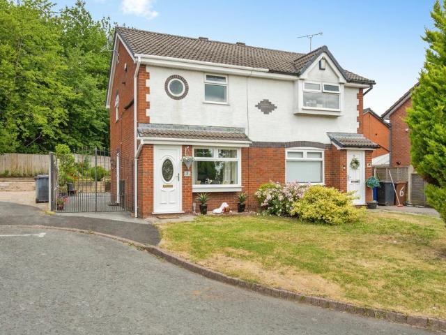 2 bedroom semi detached house for sale