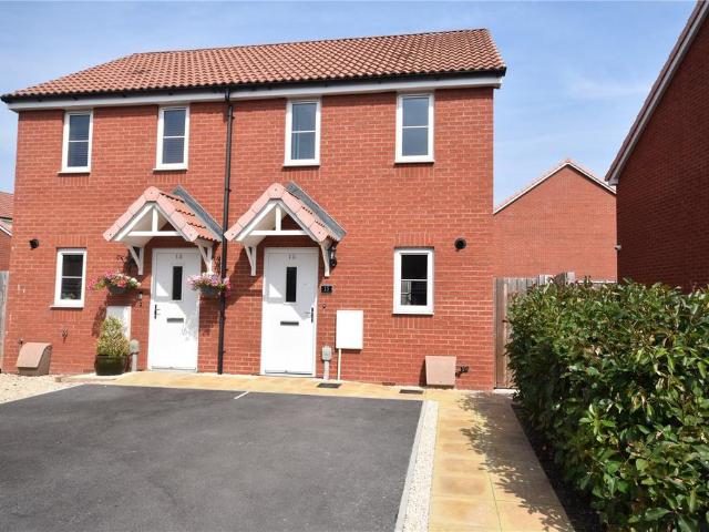 2 bedroom semi detached house for sale