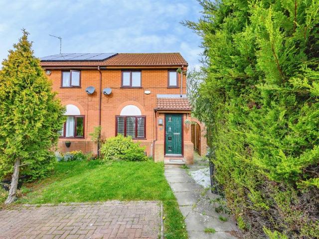2 bedroom semi detached house for sale