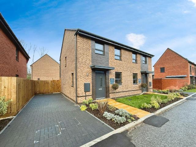 2 bedroom semi detached house for sale