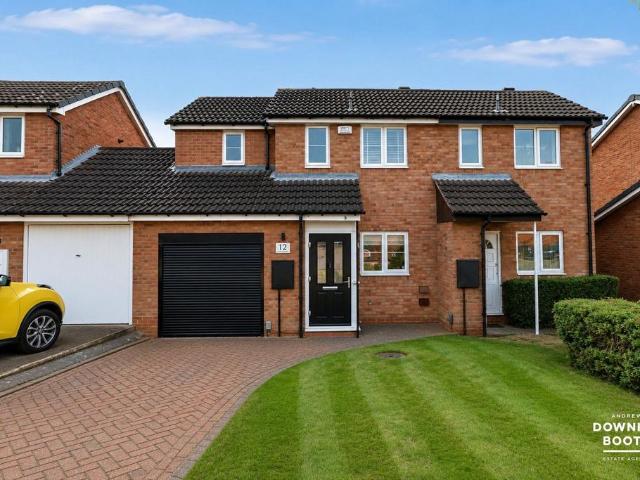 2 bedroom semi detached house for sale