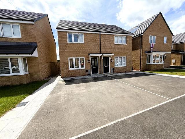 2 bedroom semi detached house for sale