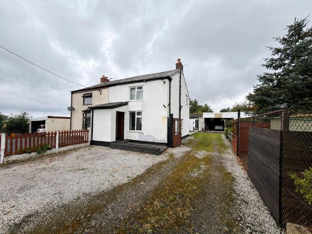 2 bedroom semi detached house for sale