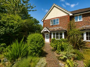 2 bedroom semi detached house for sale