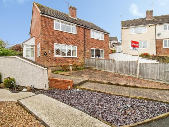 2 bedroom semi detached house for sale