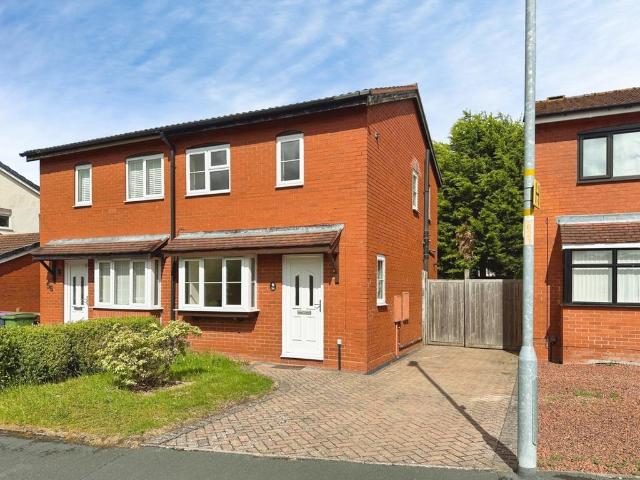 2 bedroom semi detached house for sale
