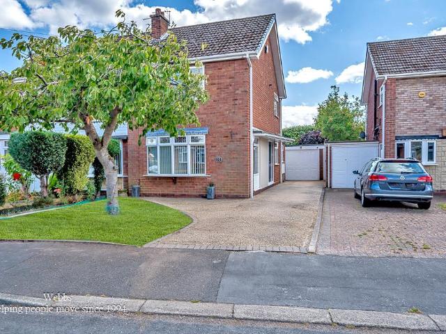 2 bedroom semi detached house for sale