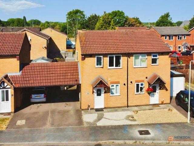 2 bedroom semi detached house for sale