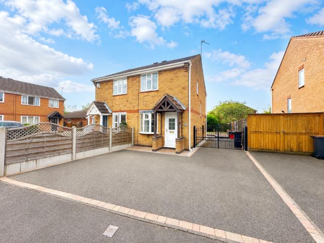 2 bedroom semi detached house for sale