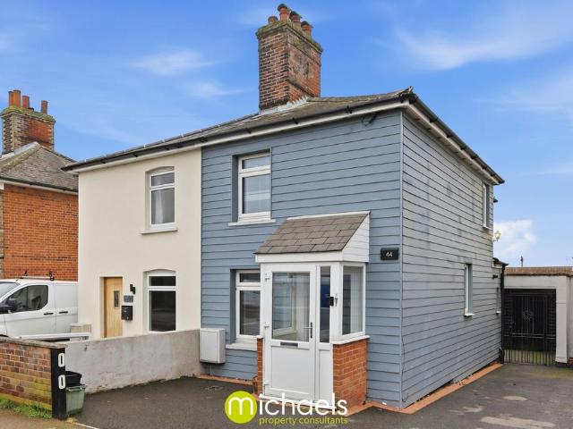 2 bedroom semi detached house for sale