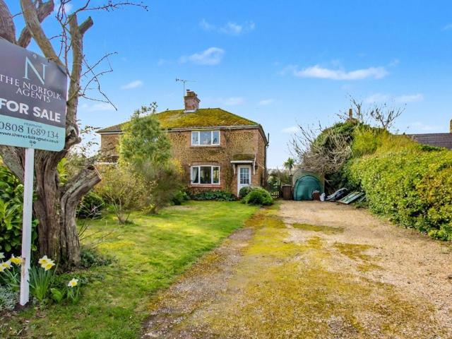 2 bedroom semi detached house for sale
