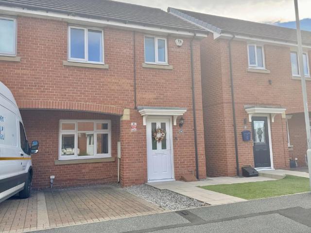 2 bedroom semi detached house for sale