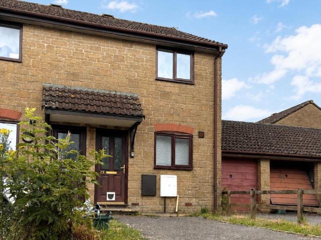2 bedroom semi detached house for sale