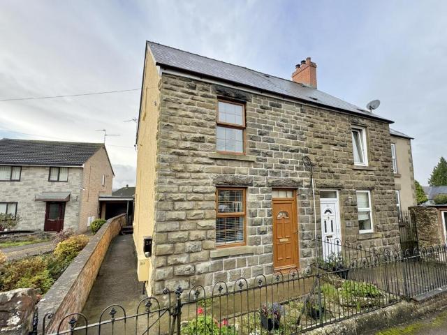 2 bedroom semi detached house for sale