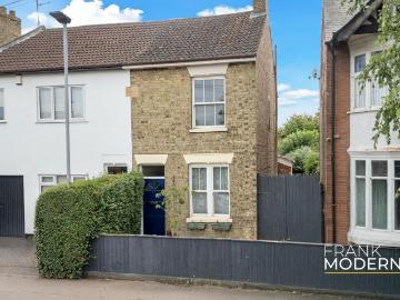 2 bedroom semi detached house for sale