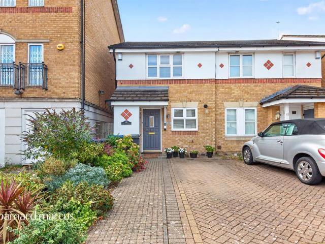 2 bedroom semi detached house for sale