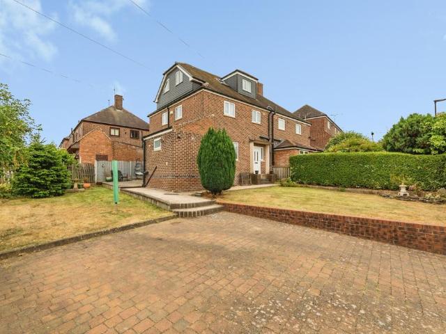 2 bedroom semi detached house for sale