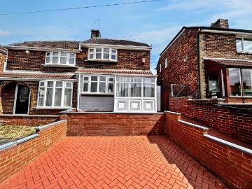 2 bedroom semi detached house for sale