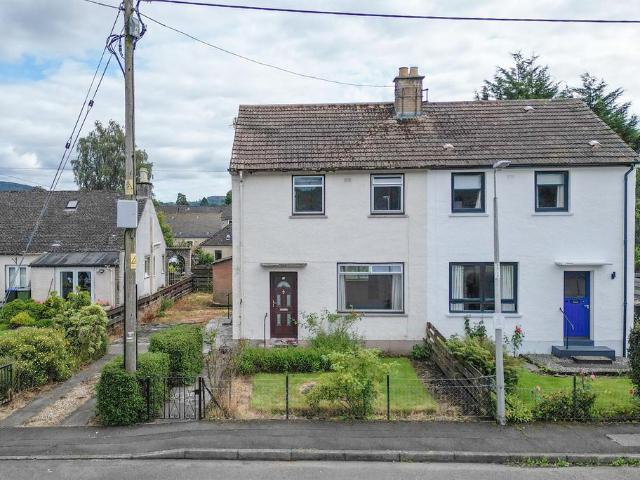 2 bedroom semi detached house for sale