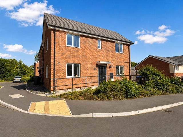 2 bedroom semi detached house for sale